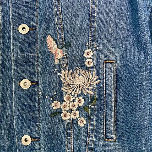 "Heartbreaker" Embroidered, Distressed Jean Jacket - Picture 4 of 12